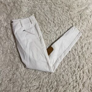 Women’s Size 30L White Free Rein Knee Patch Horseback Riding Breeches